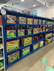 -逝水玩具折扣店