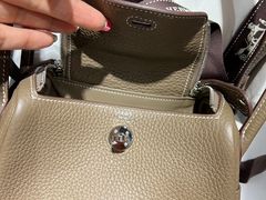 -小飞侠奢侈品回收 寄卖 养护(宝山宝龙广场店)