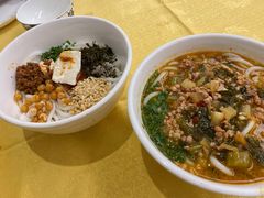 小锅米线-蝴蝶泉宾馆-中餐厅