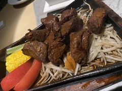 -穹六人间 people 6(岳阳路店)