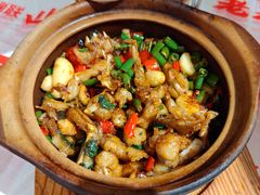 -老表记广西宵夜螺蛳鸭脚煲(东盟店)