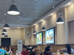 -三好食堂(煎饺·馄饨·肉饼米线·盛世广场店)