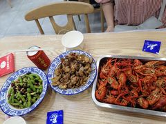 -江城燕子大排档(江汉路步行街店)