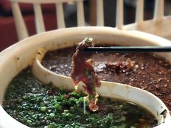 鸳鸯水煮牛肉-成都吃客(九眼桥店)