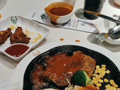 -汤姆家的牛排意面披萨(新城市广场店)