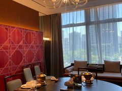 -鼎泰亨·海鲜牛肉餐厅(滨江店)