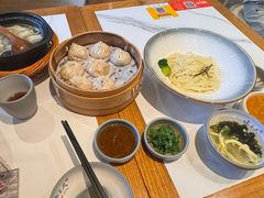 -馋三尺蟹粉小笼(人民广场店)