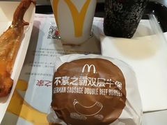 -麦当劳(卫星广场店)