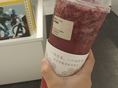 -奈雪的茶(湖滨银泰in77C区PRO店)