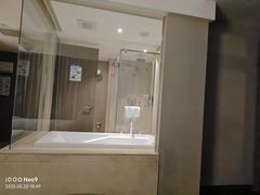 -南京新街口桔子水晶酒店