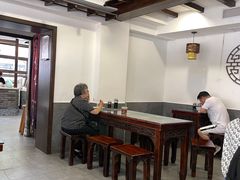 -长人馄饨铺(解放街店)