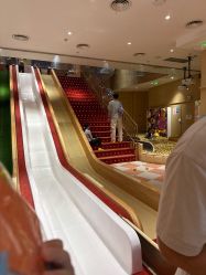 -奈尔宝·儿童乐园·亲子餐厅(前滩店)