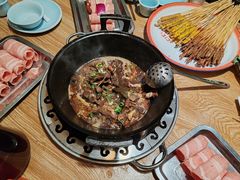 -茸梅路右拐龙虾-农家菜(松江店)