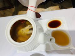-尚一汤 广东炖汤(金桥国际店)