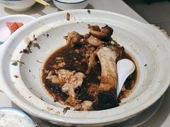 -老码头黑皮肘子锅包肉(赣水路店)