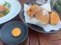 餐前面包-海角轩·三亚文华东方酒店