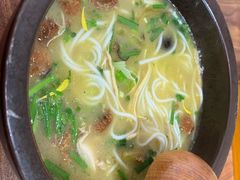 -良米山·云南野生菌过桥米线(上海首店)