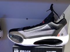 -NIKE品牌体验店(金源新燕莎店)