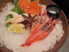 -牛YO寿喜烧·铁板烧和牛火锅自助(市府恒隆店)