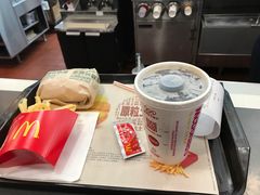 -麦当劳(宝山大厦店)