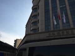 -西港航空酒店(银川南门广场机场巴士店)