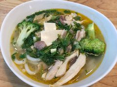 椒麻鸡汤米粉-西粉堂新疆米粉(朝外店)