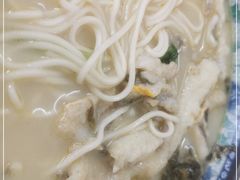 -明呈黄鱼面馆(斜土路店)