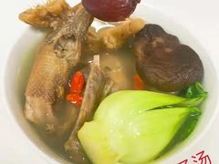 -爱月宝月嫂·育儿嫂(哈尔滨总店)