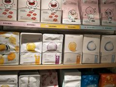 -名创优品(江南新地店)