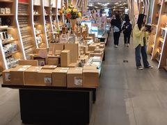 -覔书店(壹方城店)