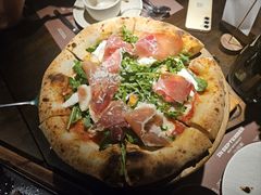 -九月里.自由花园餐厅