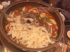 -那家老院子东北菜·饺子·小鸡炖蘑菇(艳华街店)