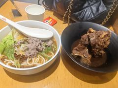 -三千粉牛肉米粉(来客茂店)