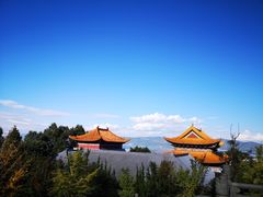 -三塔倒影公园
