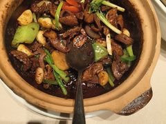 -八府香鸭·啫啫煲(华山路店)