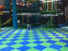 -蒙特利亲子乐园