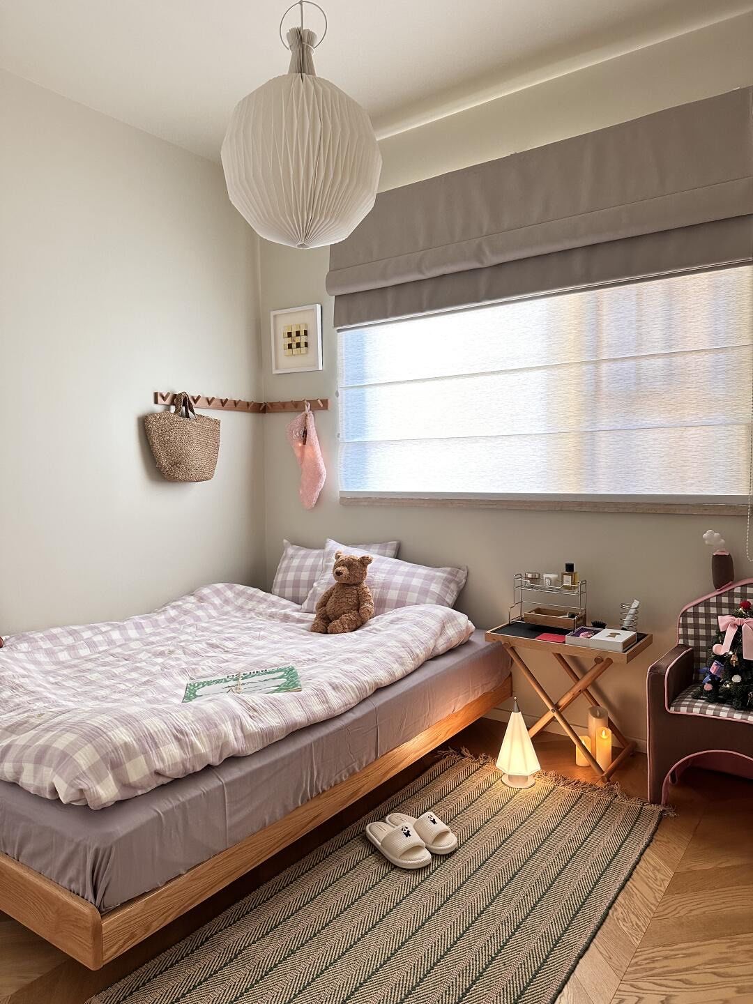 房间很小,一个人住刚刚好🪞