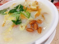 荔湾艇仔粥-点都德(汇盈广场店)
