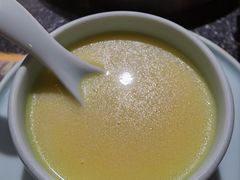 鲜美的浓汤-洪氏嗨捞·广东猪肚鸡·椰子鸡火锅(西咸万象城店)