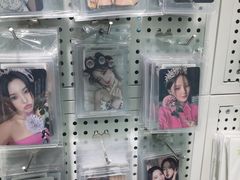 -Love Star追星馆(上海大悦城店)