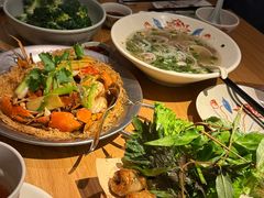 -大头虾越式风味餐厅(光明广场店)