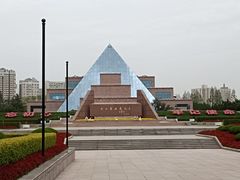 -上海市龙华烈士陵园