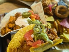 -Famous肥猫墨西哥音乐餐吧(五棵松华熙LIVE店)