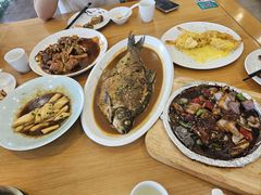 -品鲜村农家菜·阳澄湖大闸蟹(总店)