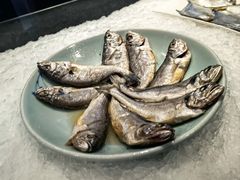 -云顶旋转自助景观餐厅