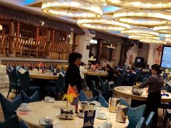 -力力渔港涉外店