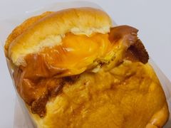 -沁屋面包店(人民东路店)