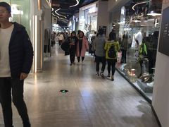 -南京时尚莱迪购物广场(正洪街店)