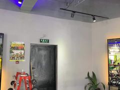 -AK健身普拉提拉伸私教馆(中八店)