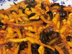 鱼香肉丝-董立兵烤鸭店(明湖店)